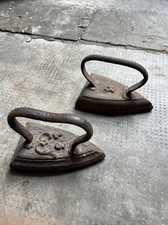 Coppia Antico ferro da stiro