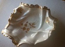 CAPODIMONTE. PORCELLANA "N"