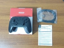 Nintendo Pro Controller per Switch (nero, usato, funziona molto bene)