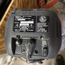 Sony Televisore KV-9PT60 9" CRT TV Grigio Scuro Trinitron Vintage Gaming Portatile