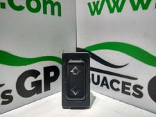 MANDO ELEVALUNAS DELANTERO IZQUIERDO / 582916 PARA LIGIER XT00