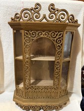 Armadio curio da parete