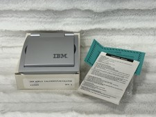 Calcolatrice pop up IBM vintage, ora mondiale, data, allarme, calendario NOS