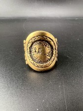 Anello antico romano vicino