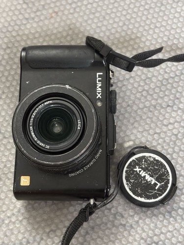 Fotocamera digitale compatta