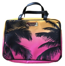 Nuova custodia trucco