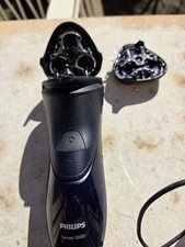 Philips Rasoio Elettrico SERIE 1000 CON 2 TESTINE