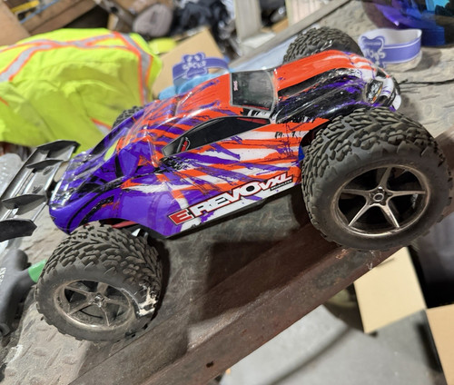 Traxxas revo vxl 16 4wd - 1/16,