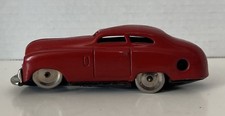 Auto d'epoca anni '50 rossa