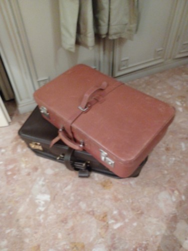 Valige vintage pelle - vintage, in
