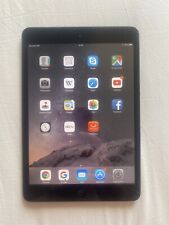 Apple Ipad Mini A1455 16GB Wi-Fi + Celllulare (si Accende) Per Parti Di Ricambio