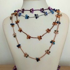 Collana uncinetto e cristalli