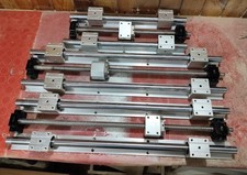 Assi Lineari CNC con Vite a Ricircolo di Sfere e Guide Lineari – Alta Precisione