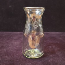 Vintage JFJ WINERY CERES, Calif CARAFE uva in rilievo altezza 5 1/4"