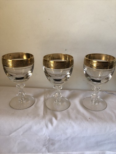 Lotto bicchieri da vino - di,