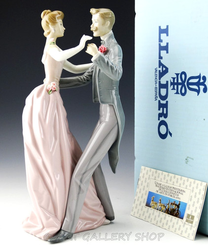 Lladro large figurine - lladro,