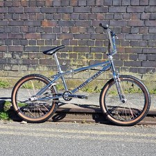 Bicicletta Hutch Trick Star completa 20" cromata