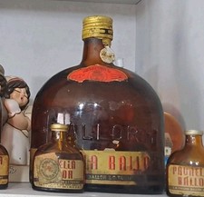  Prunella Ballor  Bottiglia