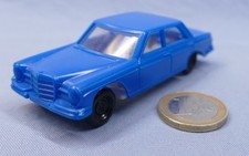 Jean Höfler Plastique +/-