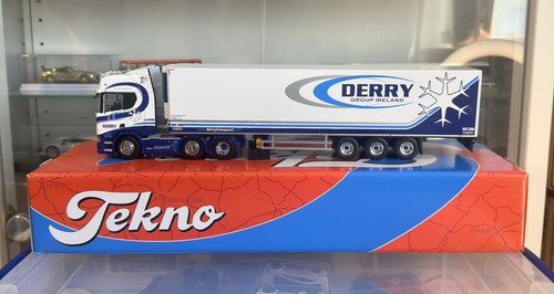 Tekno scania 560r 6x2 - scania,