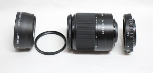 Sony alpha 70mm - 18-70mm, f3.5-5.6