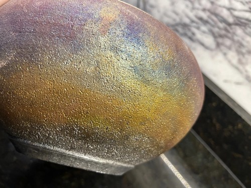 Smalto iridescente ceramica