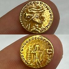 Rara moneta antica greca romana piccola in oro alto carato con immagine Aless...