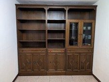 Credenza con vetrinetta