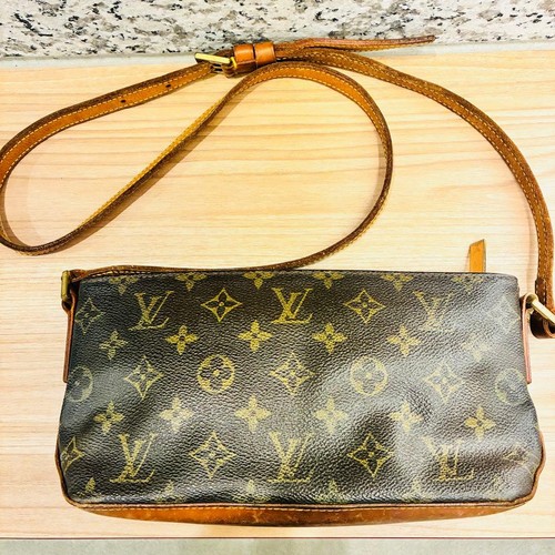 Louis vuitton shoulder bag - vuitton,