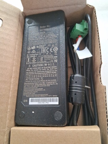 Alimentatore adattatore