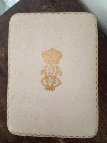 Cofanetto bianco oro - cofanetto, x
