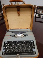 MACCHINA DA SCRIVERE HERMES BABY VINTAGE CON DOCUMENTI ORIGINALI 1954