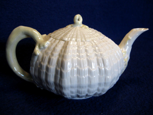 Belleek tridacna piccolo - piccolo, tè