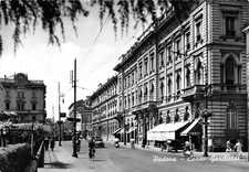 A7233) PADOVA CORSO GARIBALDI ANIMATA TIMBRI TARGHE