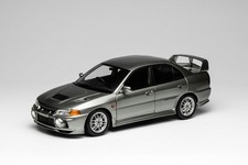 MotorHelix 1/18 Mitsubishi Lancer Evolution IV EVO 4 modellino auto pressofuso argento