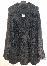 Donna Pelliccia Astrakan