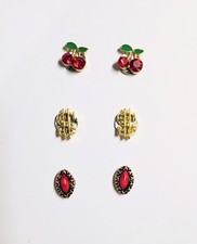 EJ. Pair Eyewear topper charms