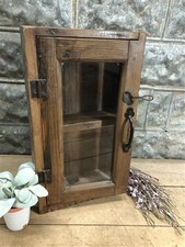 Armadietto per medicinali