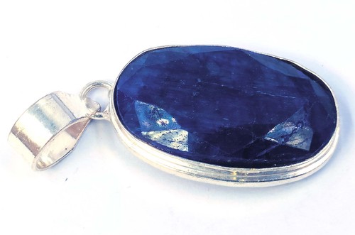Natural blue sapphire - blue,