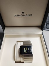 Junghans Mega Futura versione 26/4103.44, nero con display digitale color limone