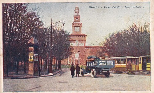 Milano largo cairoli torre - milano,