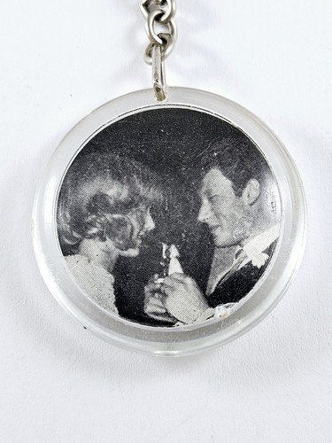 Porte cles johnny - -,