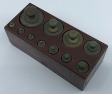 Set di 11 antichi pesi