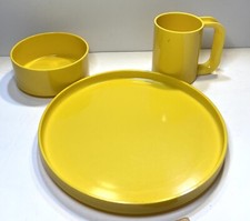 Tazza ciotola piatto vintage MCM Heller Vignelli giallo melaminico 3 pezzi usata in ottime condizioni