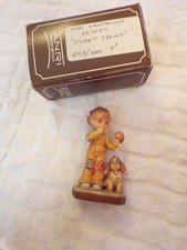 VTG Anri Woodcarvings "Sweet