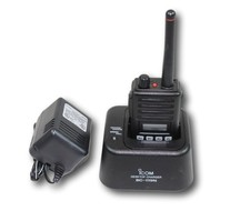 Icom IC-F50 VHF 136-174 Mhz 128 Ch 5W