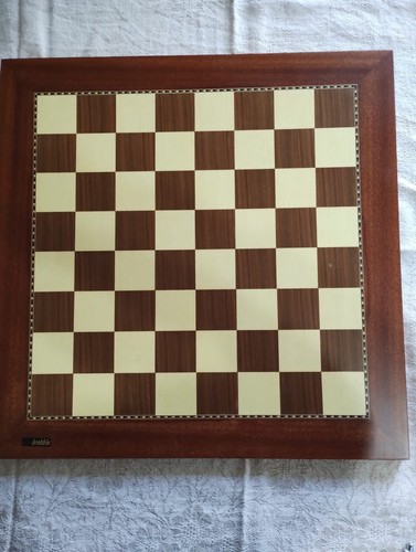 Scacchiera legno radica