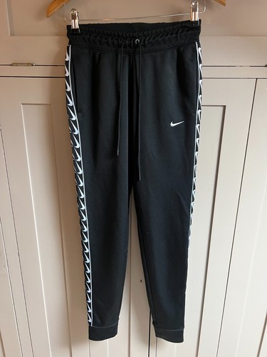 Nike sportswear tape repeat - tape,