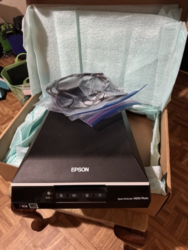 Epson perfection v600 scanner - perfection,