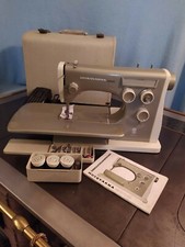 Macchina da cucire nel 1960 con 16 ricami Husqvarna 2000